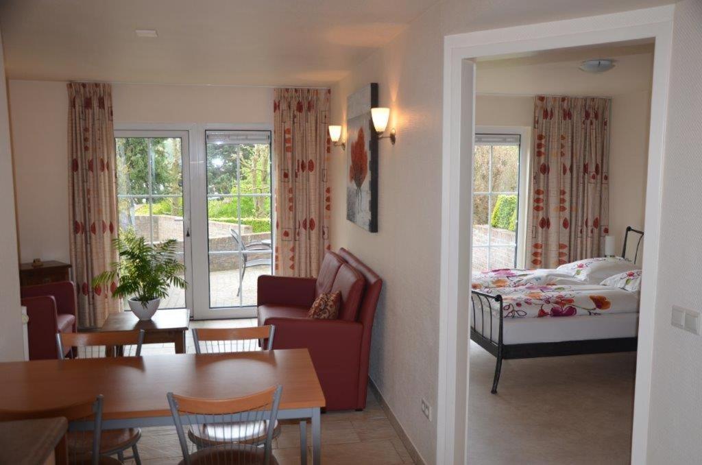Panorama Sousberg B&B en appartementen Schin op Geul Exteriör bild