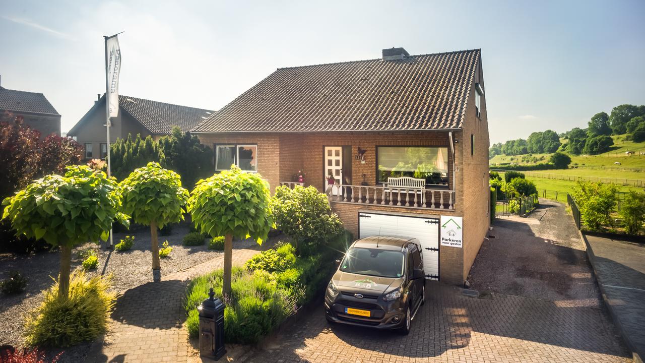 Panorama Sousberg B&B en appartementen Schin op Geul Exteriör bild